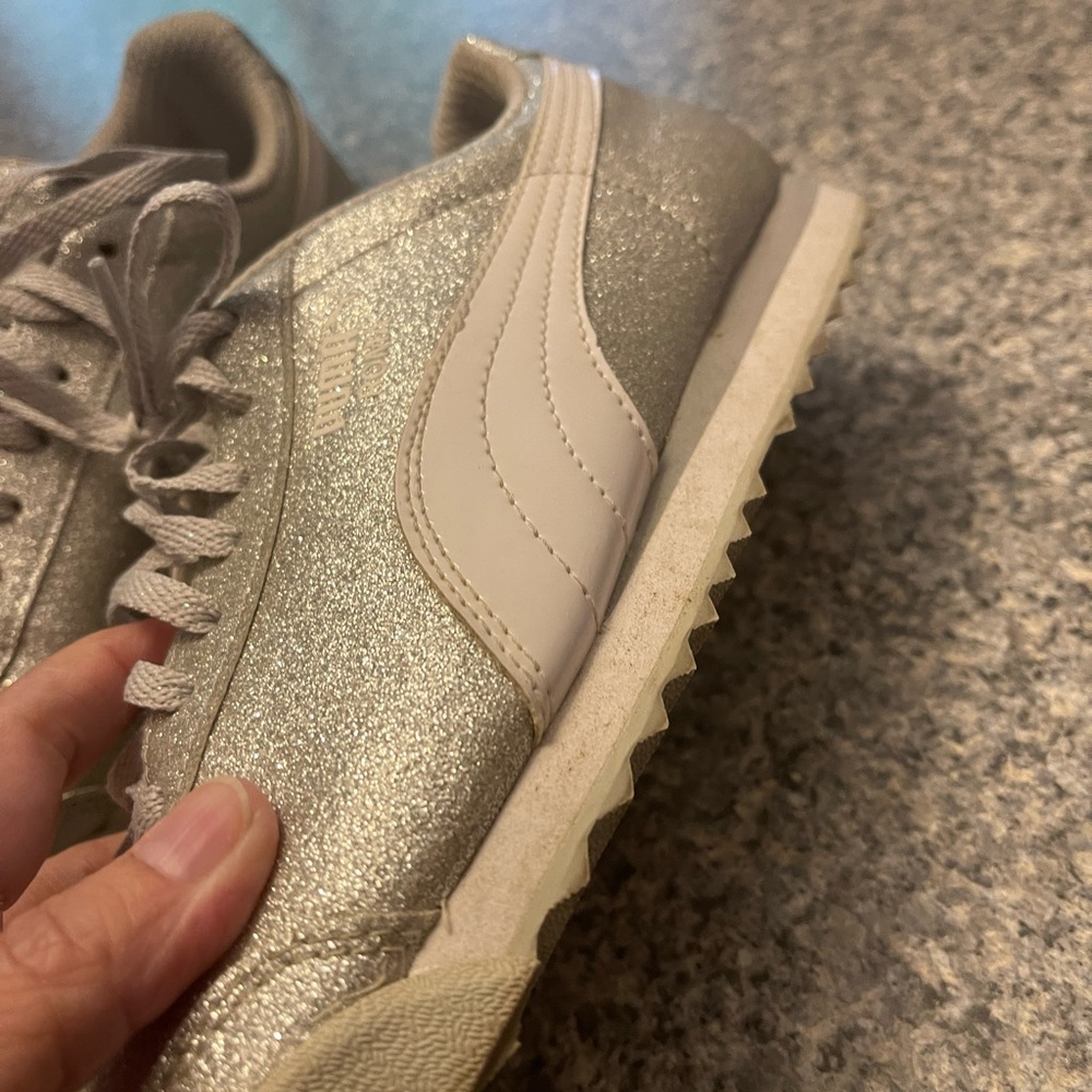 Silver glitter Puma sneakers size 7C! - Picture 2 of 5
